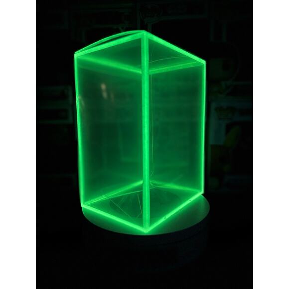 Vinyl Collectible Glow-in-the-Dark Soft Collapsible Protector - Picture 1 of 8
